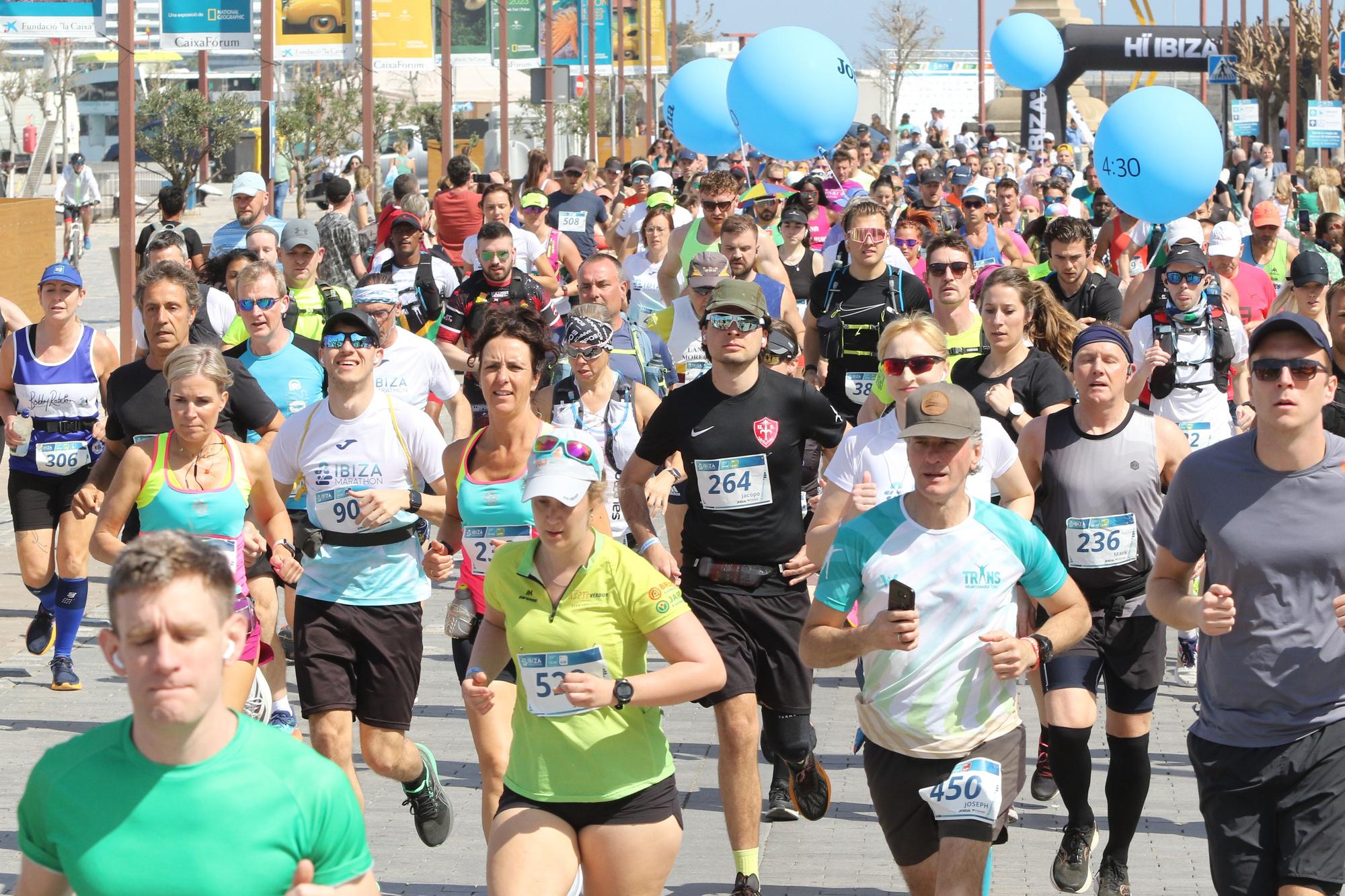 Búscate en nuestra galería de fotos del Santa Eulària Ibiza Marathon