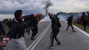 Protestas en Lesbos contra la construcción de un campo de refugiados