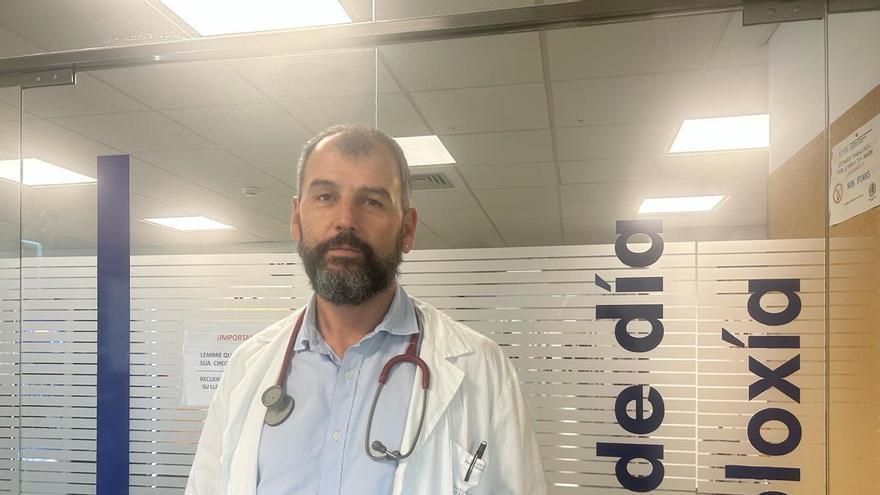 ¿Quién es Luis Ángel León Mateos, el oncólogo que asume la gerencia del Sergas en pleno auge de las protestas sanitarias?