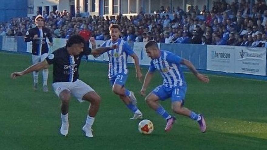 Pipo, jugador del Águilas FC: "Llegar líderes al derbi es bonito"