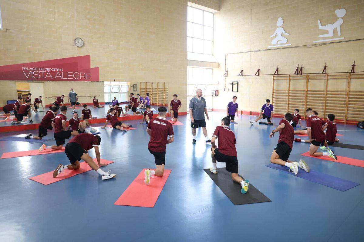 El primer entrenamiento de la pretemporada del Córdoba Futsal, en imágenes El primer entrenamiento de la pretemporada del Córdoba Futsal, en imágenes
