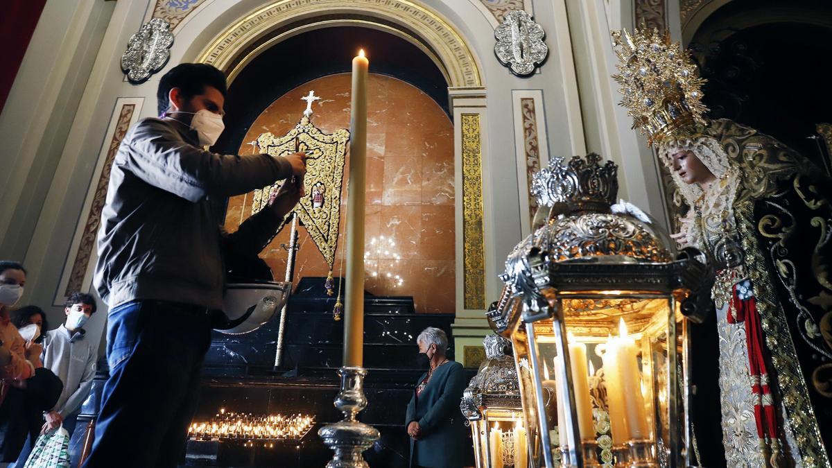 Actos y cultos cofrades el Viernes de Dolores de 2021