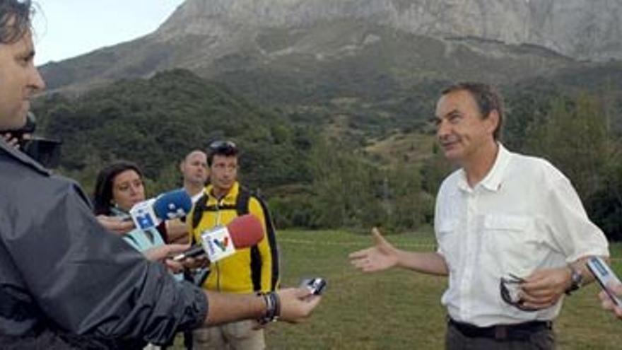 Zapatero comparecerá en el Congreso para hablar de la crisis
