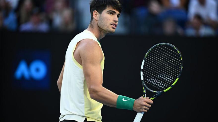 Carlos Alcaraz durante el Open de Australia.  | EFE/JOEL CARRETT