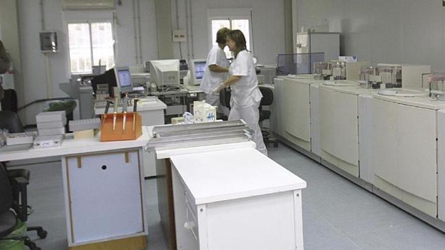 Laboratorio de análisis clínicos del hospital Virgen de la Concha.