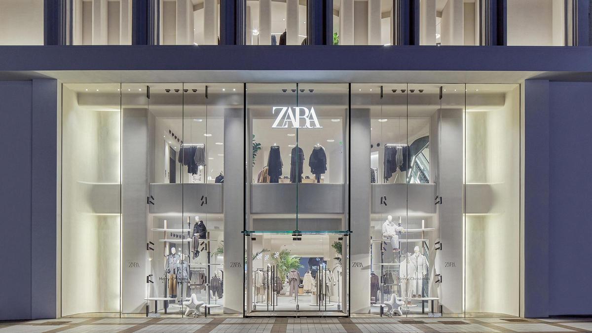 Tienda de Zara en Wangfujing en Pekin.