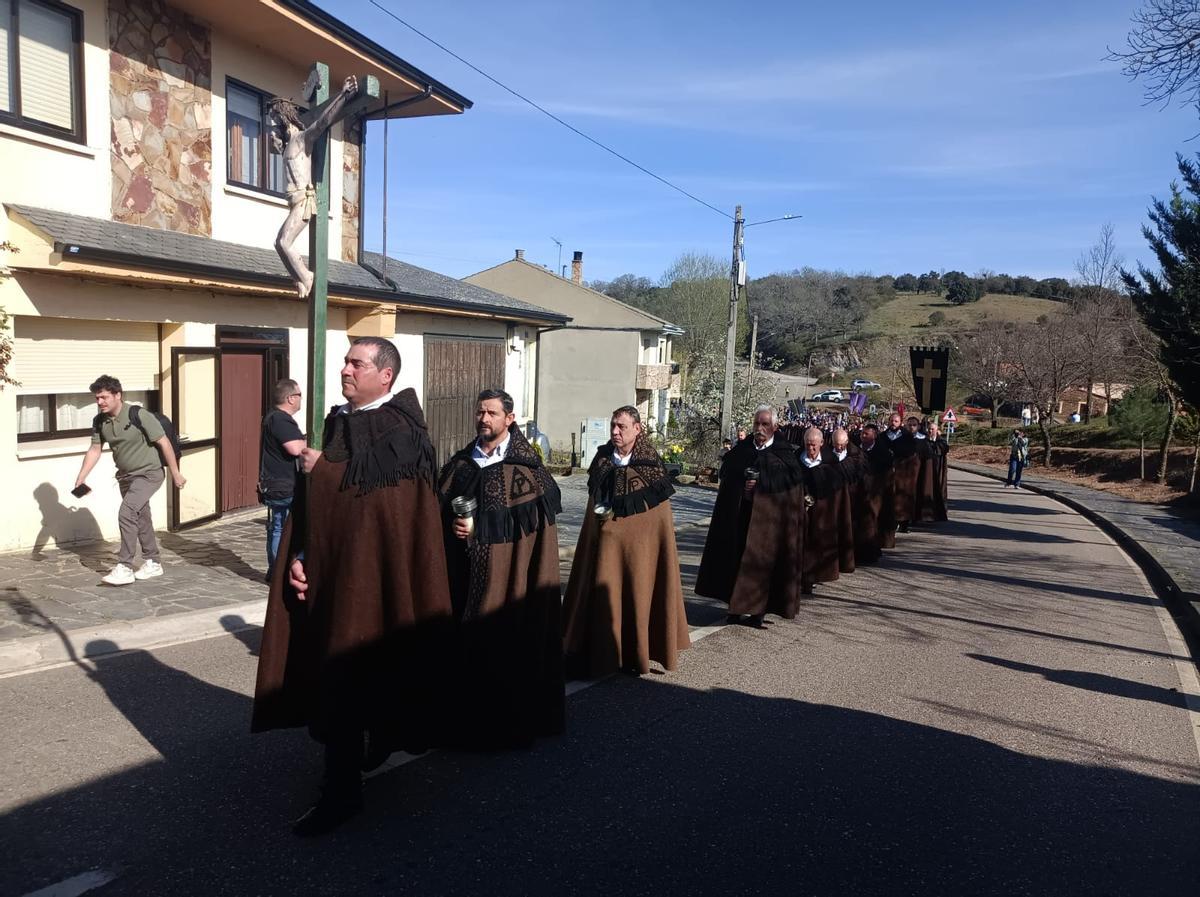 GALERÍA | Procesión de La Carrera en Bercianos de Aliste GALERÍA | Procesión de La Carrera en Bercianos de Aliste