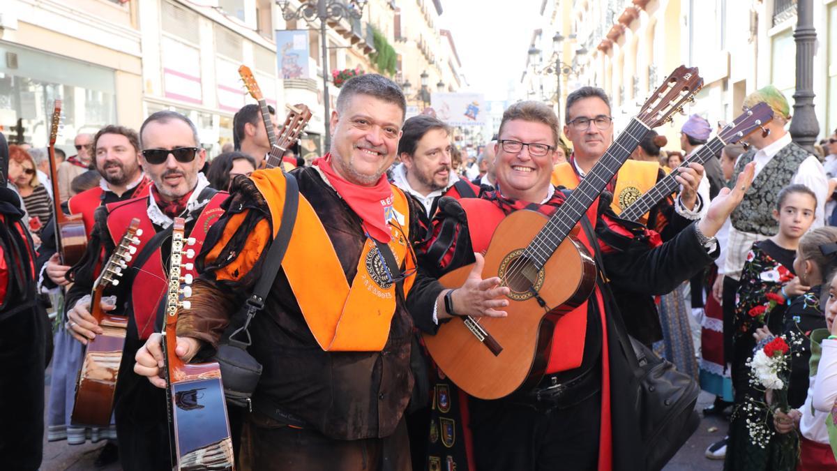 PILAR 2022. OFRENDA DE FLORES A LA VIRGEN DEL PILAR