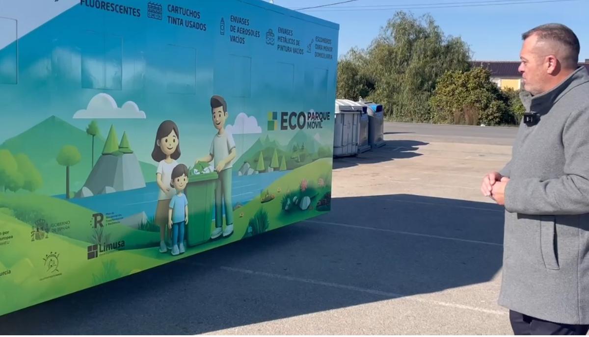 Detalle de la serigrafía incorporada a los nuevos ecoparques.