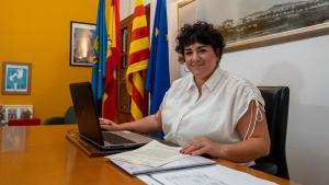 La alcaldesa de Santa Coloma de Gramenet, Mireia González, en su despacho en el Ayuntamiento