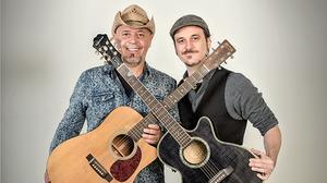 El grup interpreta ’Tu ja m’entens’.
