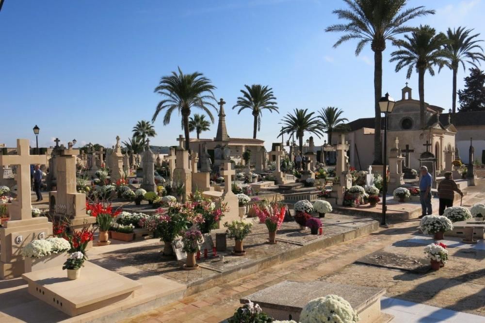 Tots Sants en el cementerio de Porreres