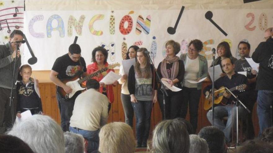 El grupo Beresit participa en el festival de la canción misionera