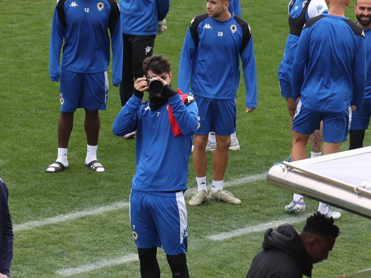 Así ha sido el entrenamiento de puertas abiertas del Hércules CF Así ha sido el entrenamiento de puertas abiertas del Hércules CF