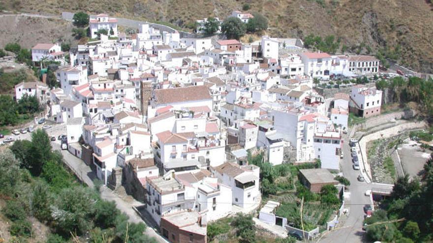 Una vista de Archez, uno de los pequeños pueblos de la Axarquía malagueña que no cuenta con oficina.