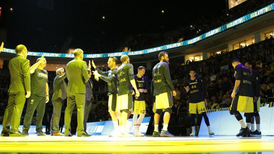 Presentación del Fenerbahçe en Estambul.