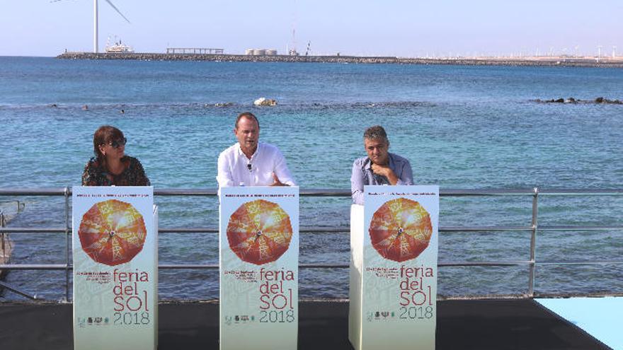 Dunia González, Óscar Hernández y Juan Díaz.