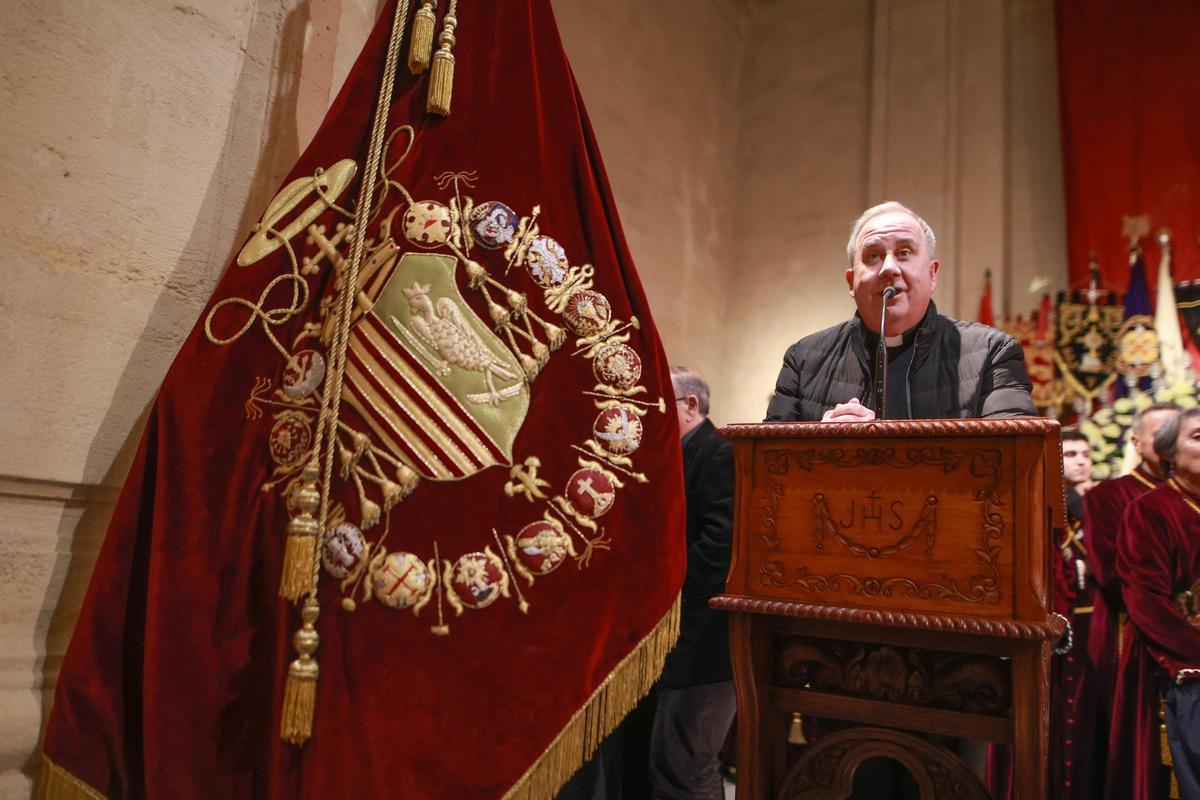"El Abuelo" ya está en la Iglesia Santas Justa y Rufina de Orihuela "El Abuelo" ya está en la Iglesia Santas Justa y Rufina de Orihuela