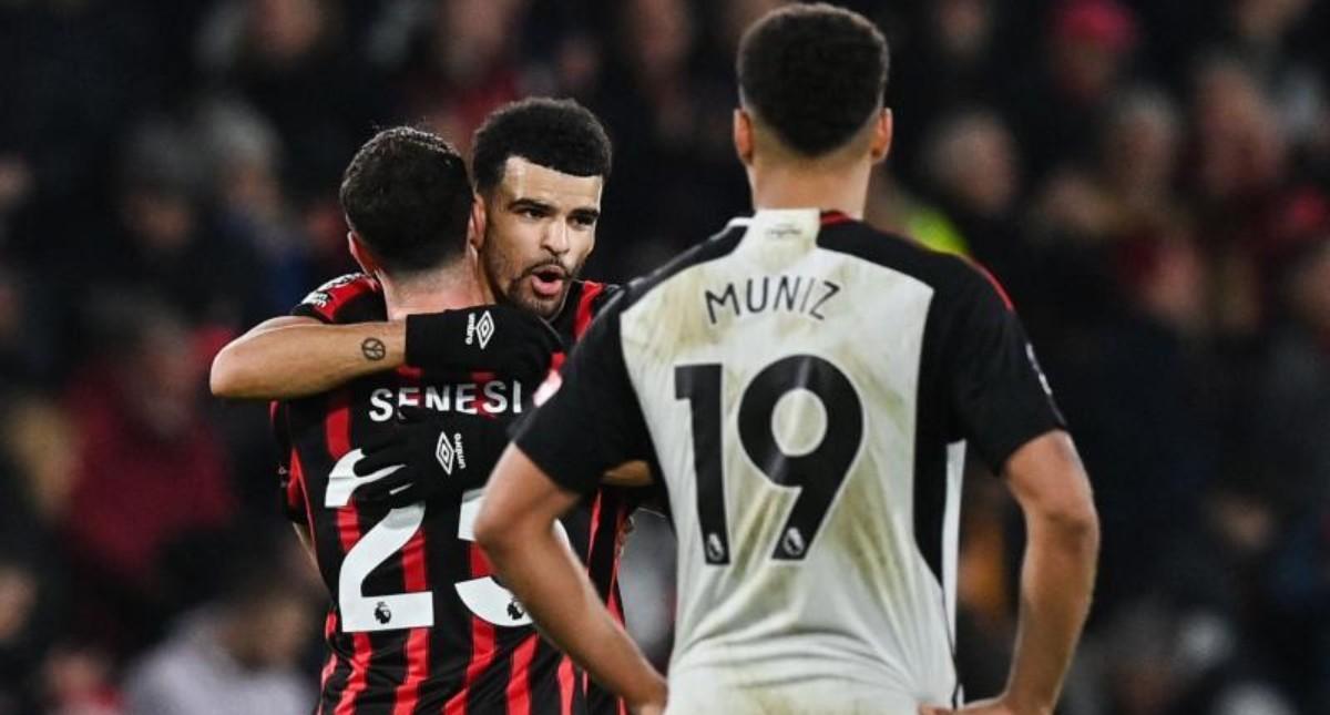Solanke celebra su gol en la victoria del Bournemouth en Premier