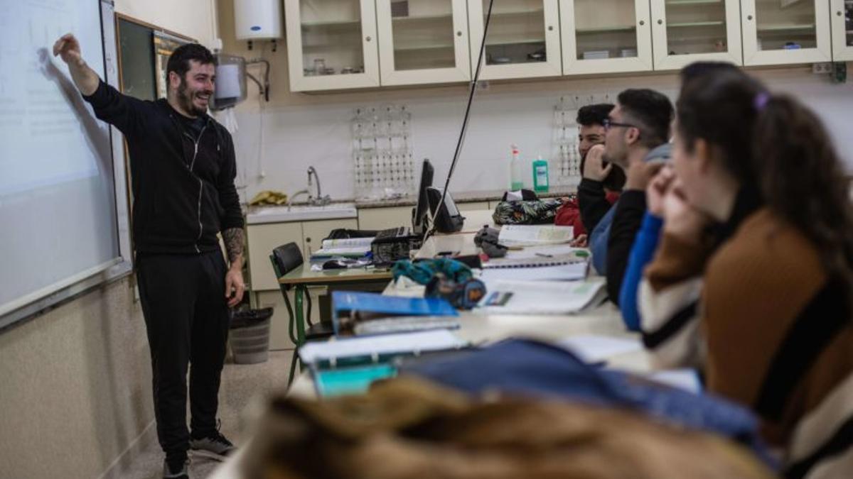 Aula de l’Institut Guillem Catà
