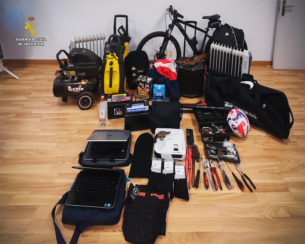 Parte del material robado y que ha podido ser recuperado.