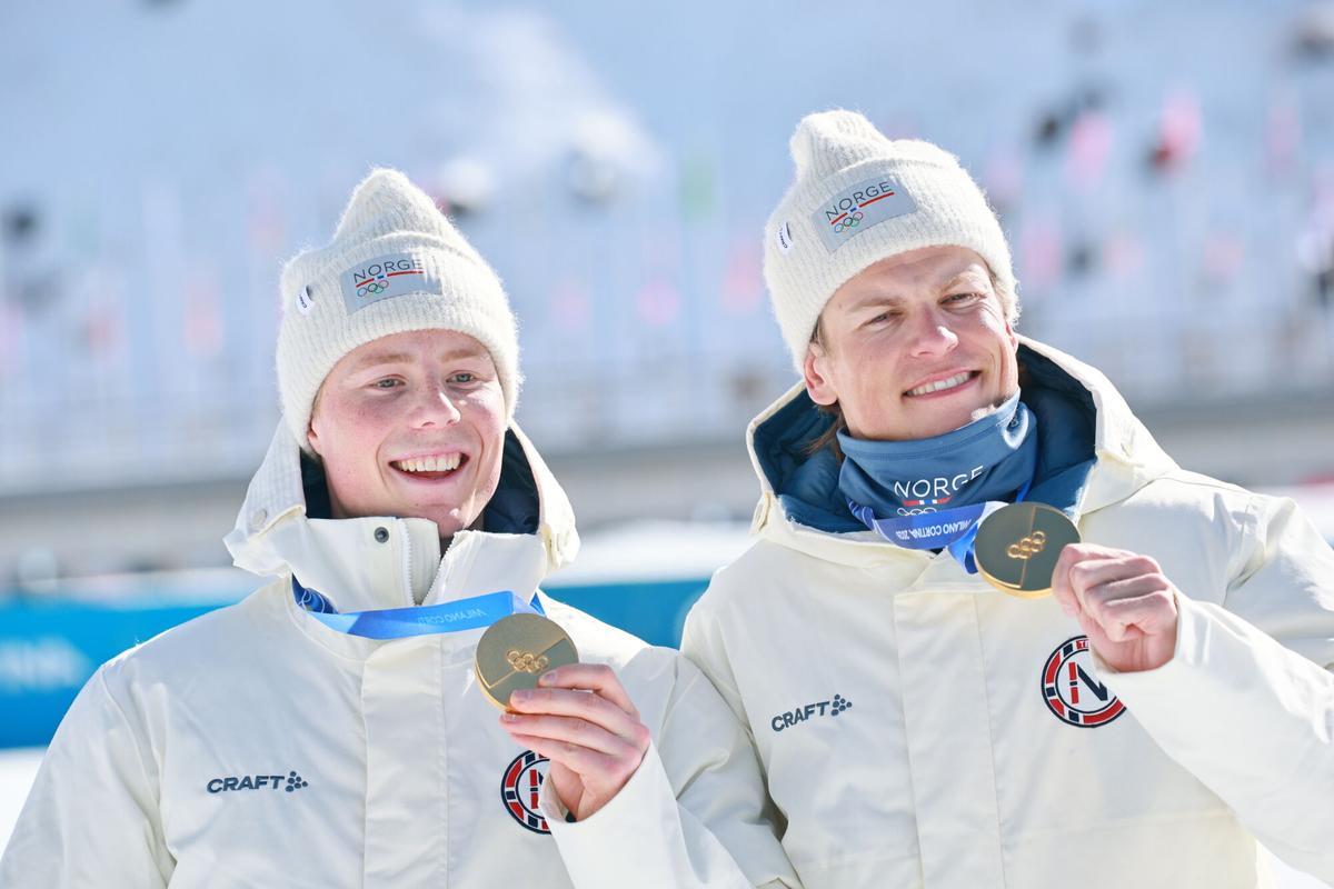 Johannes Hoesflot Klaebo y Einar Hedegart se llevaron el oro para Noruega.