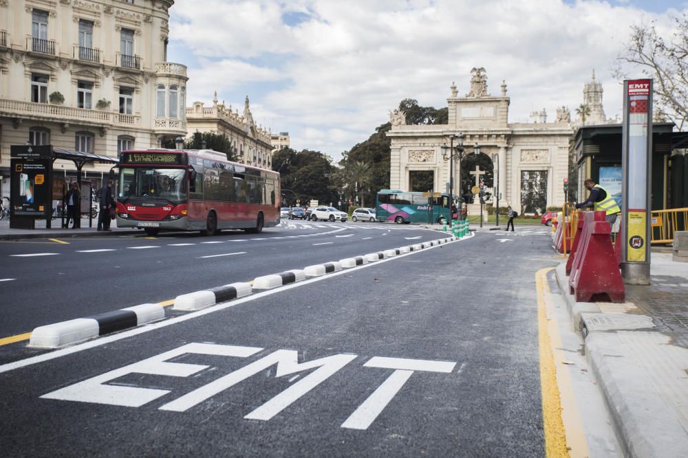 La avenida de Navarro Reverter ya tiene carril bus en ambos extremos de la calzada