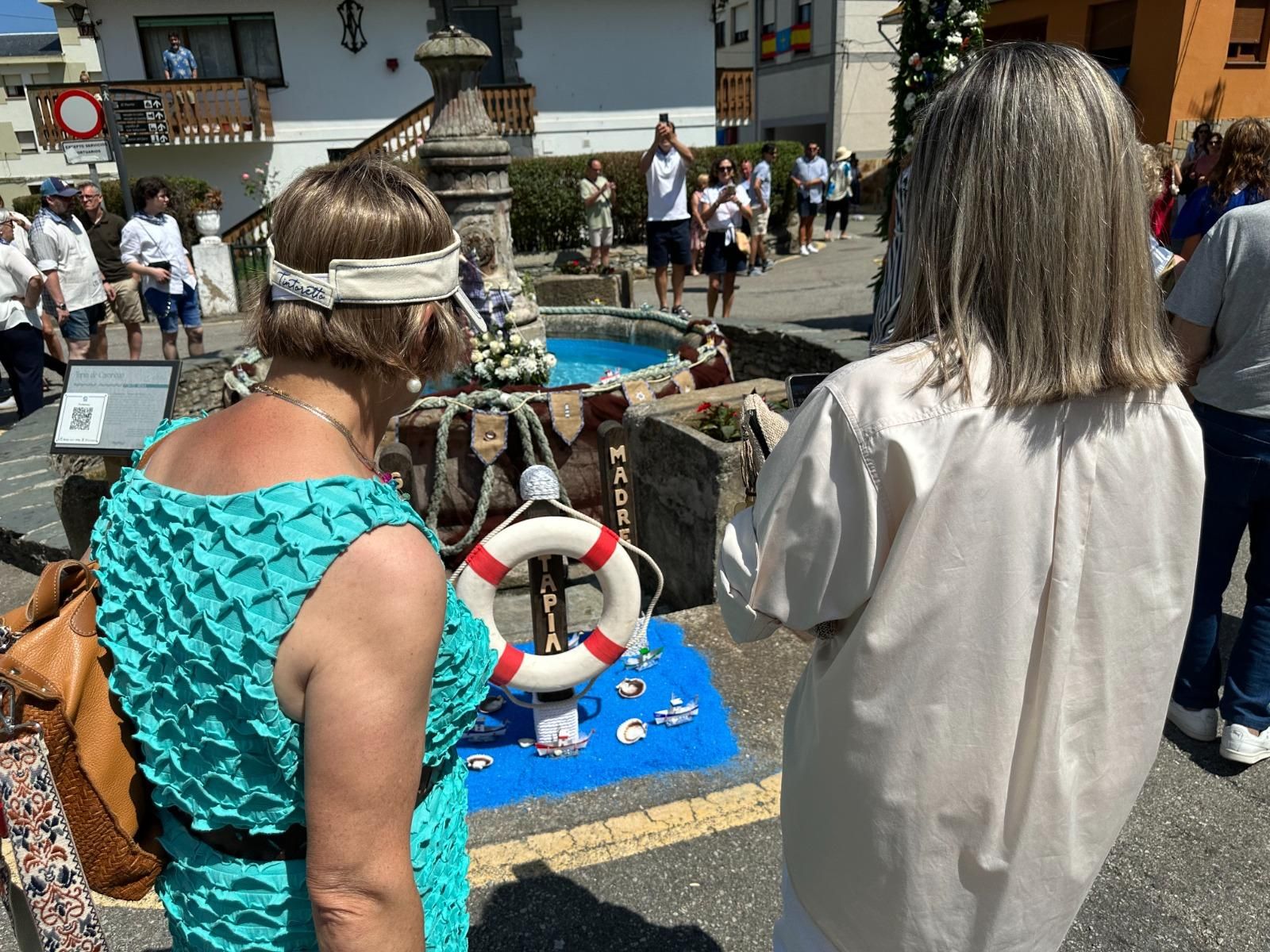 EN IMÁGENES: La procesión de la virgen del Carmen en Tapia de Casariego