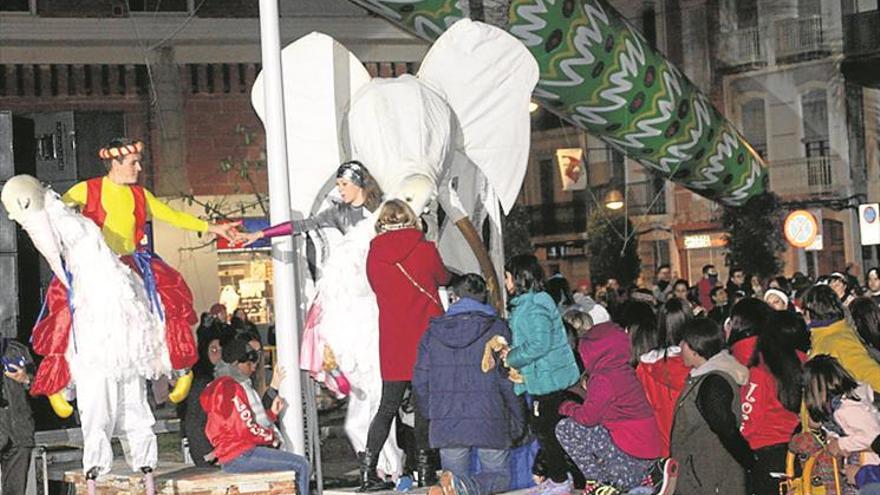 Un espectáculo de Xarxa Teatre abrirá el Carnaval en el puerto