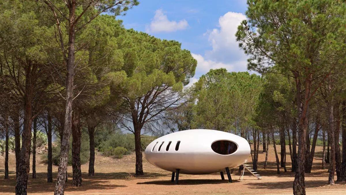 Casa Xasteros, una joya arquitectónica que evoca la forma de un ovni.