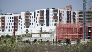 El Ayuntamiento de A Coruña reclama al Gobierno gallego los fondos para vivienda por la zona tensionada, ahora duplicados: "La Xunta no cree en ella"