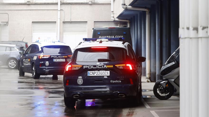 Una pelea multitudinaria en Pontevedra acaba con dos detenidos que hirieron a varios policías