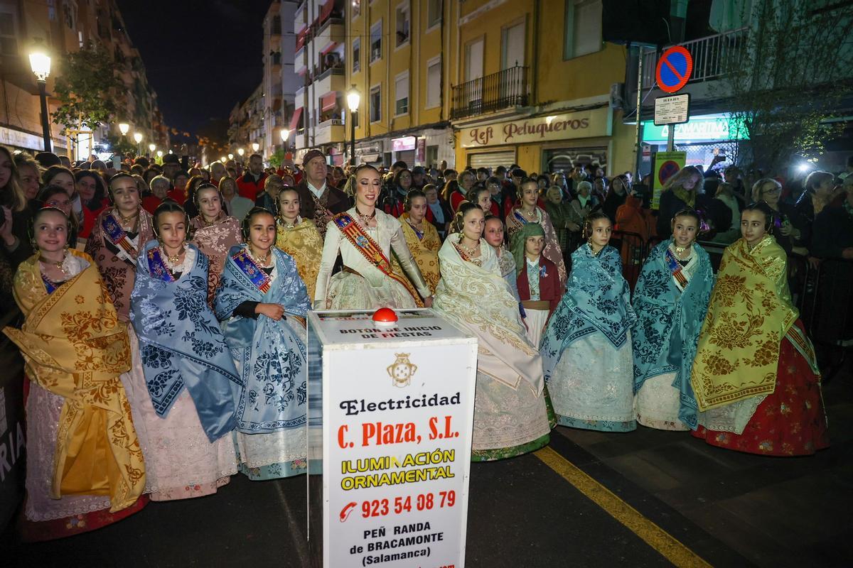 Malvarrosa celebra su tercer premio con la inauguración de sus luces