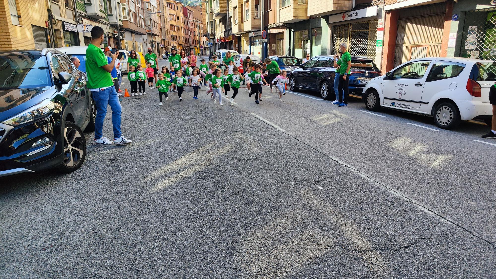 La carrera contra el cáncer de Mieres, en imágenes.