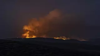Desalojado un campamento del Concello de A Coruña en Manzaneda por los fuegos