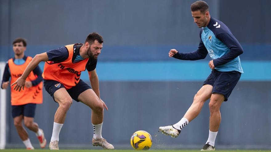 Luismi reaparece antes de la finalísima Málaga CF-CD Castellón