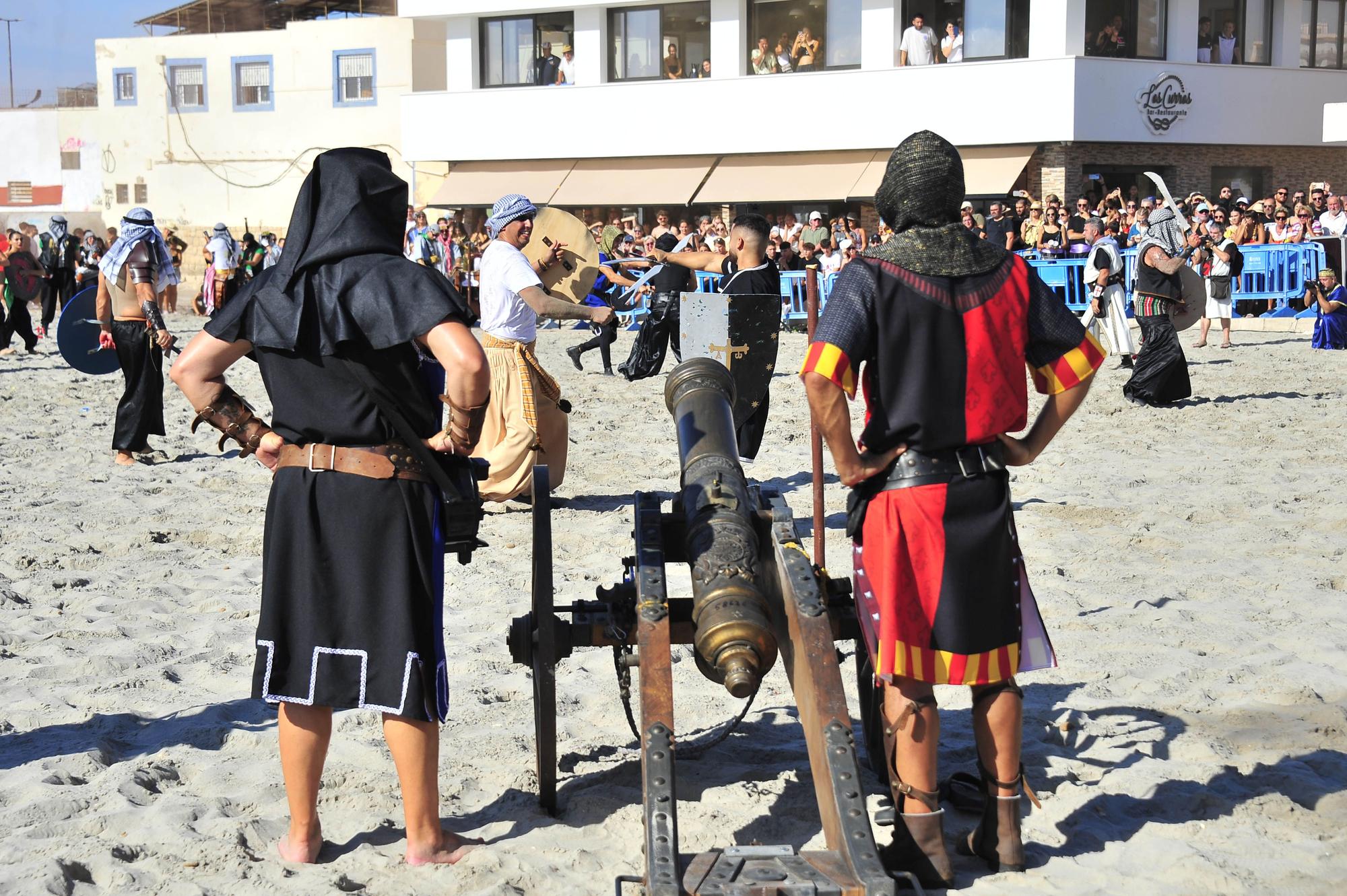 FIESTAS SANTA POLA. Asalto moro en la playa de Levante.