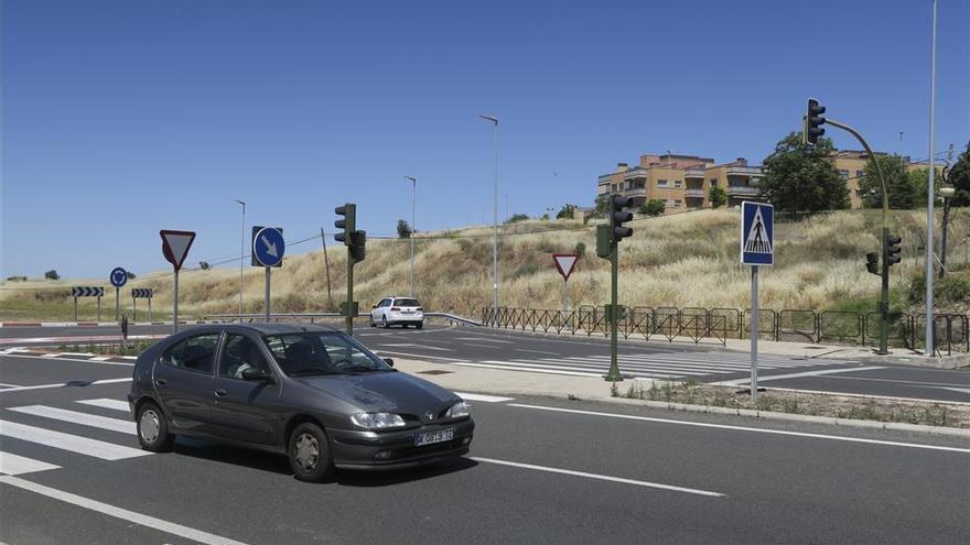 Adjudicadas por 327.000 euros las obras del vial de conexión entre Macondo y Junquillo