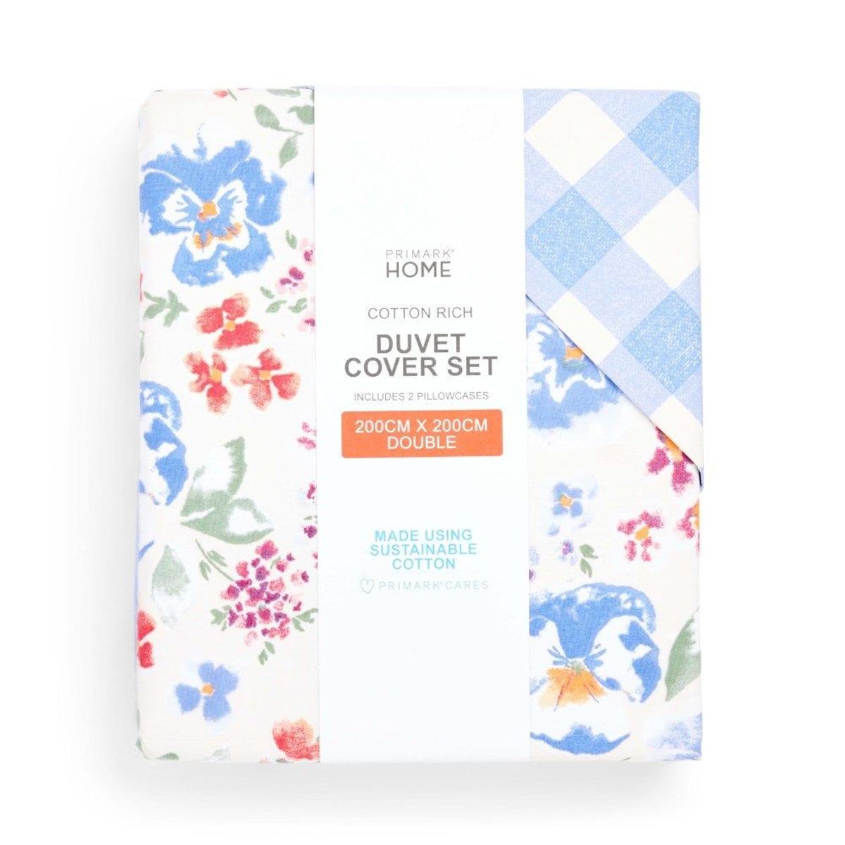 Funda de cama de flores y vichy de Primark