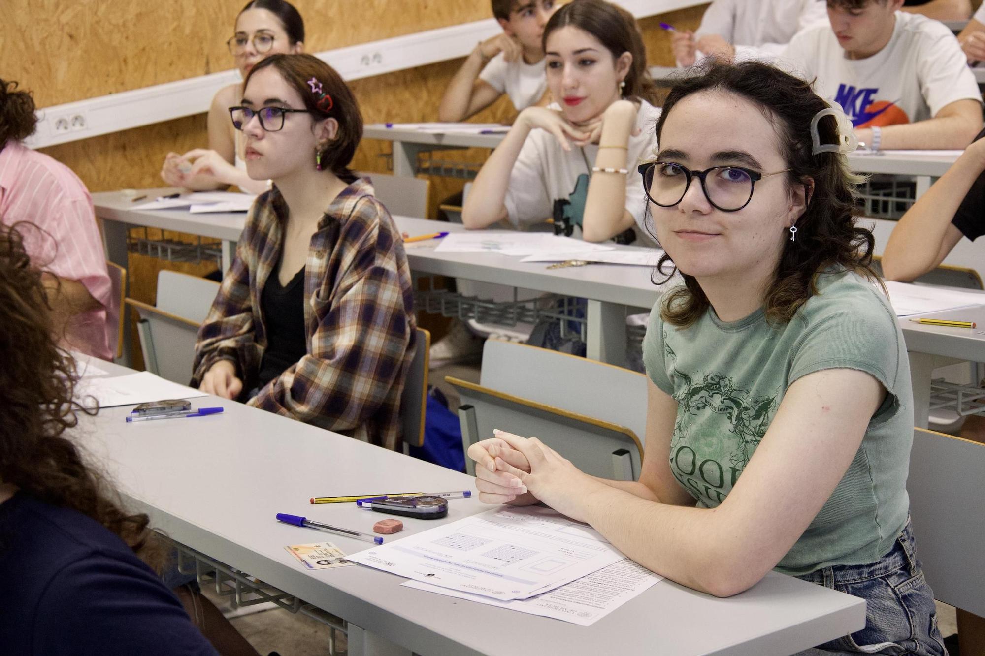 Así ha transcurrido la primera mañana de la EBAU en el campus de Espinardo de Murcia