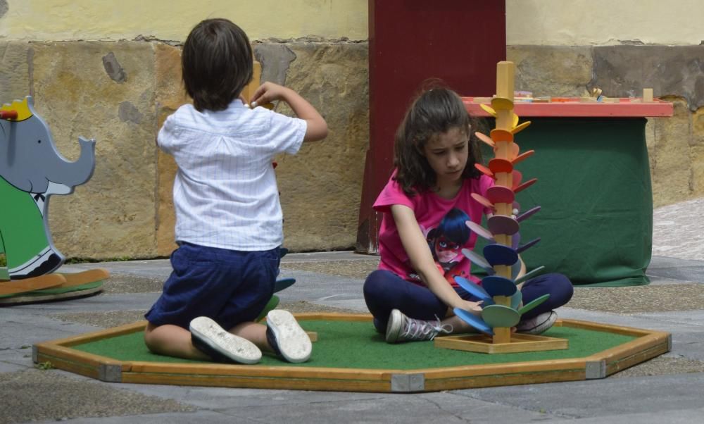 Juegos tradicionales en el Arcu Atlánticu