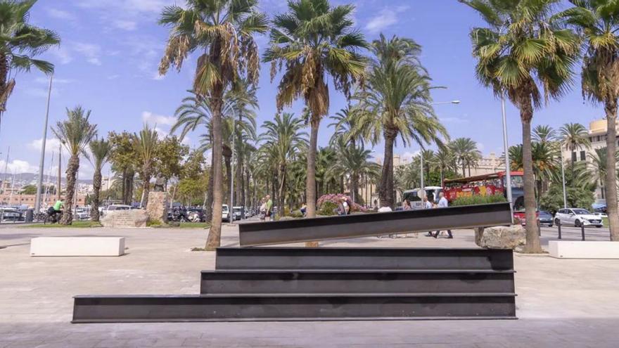 Cort reinstalará la escultura de Dávila en el Passeig Sagrera antes de la Nit de l’Art