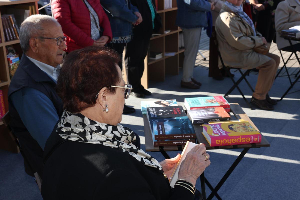 Personas que han acudido a la presentación del Plan de fomento a la lectura