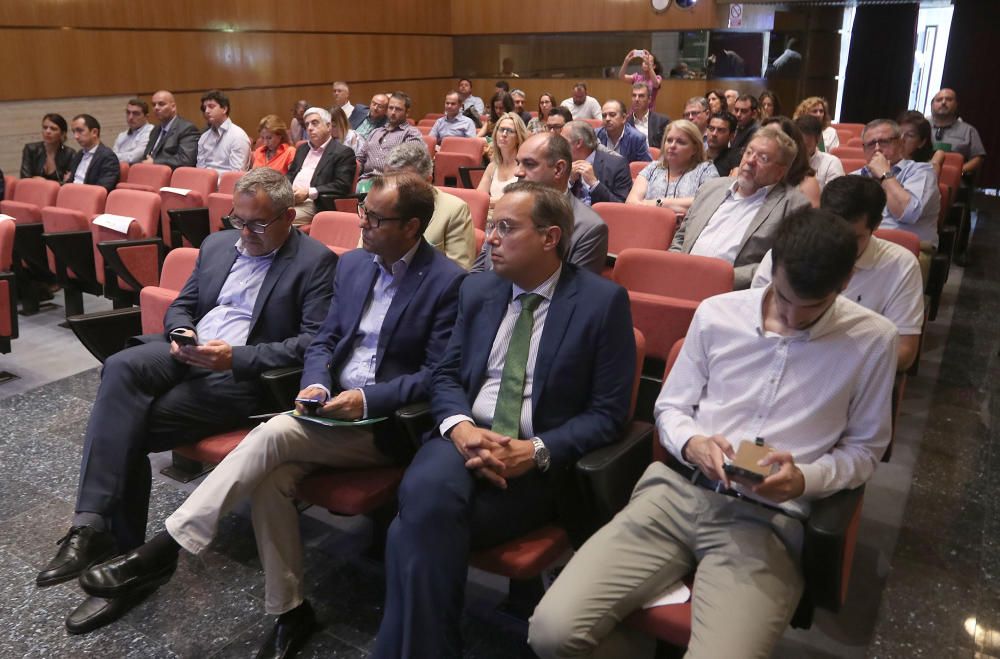 La Opinión de Málaga reunió en un debate al presidente de la Autoridad Portuaria, Paulino Plata, y a otros expertos en turismo, transportes, cruceros y marketing