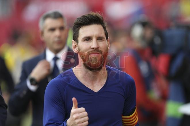 Así de feliz cazo Sport a Leo Messi al fiinal del partido