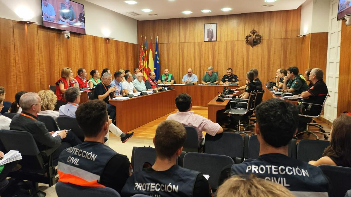 Orihuela trabaja en mantener preparados a sus equipos y en concienciar a la ciudadana.