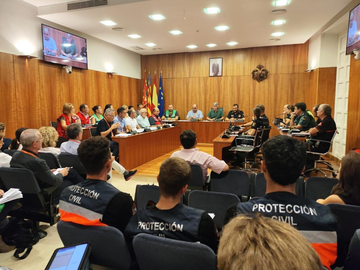 Orihuela trabaja en mantener preparados a sus equipos y en concienciar a la ciudadana.