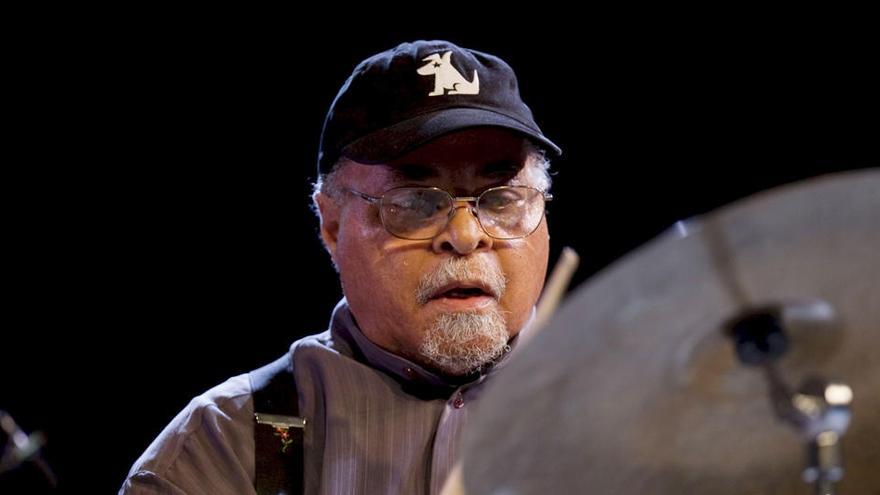 Una imagen de archivo del batería Jimmy Cobb.