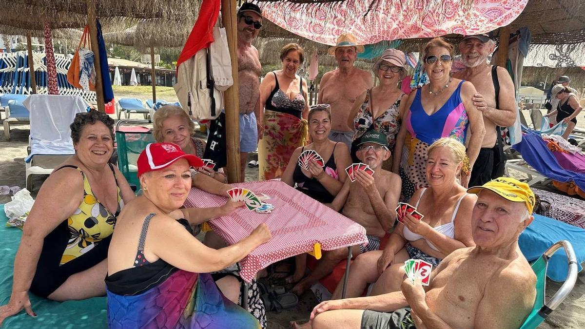 La delegada de Mayores, Eva Contador, ha formado parte de la excursión a El Palo.