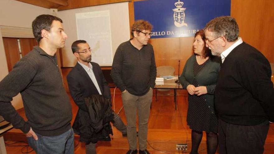 Asistentes a la jornada sobre Areoso celebrada en el Consello da Cultura Galega. // Xoán Álvarez